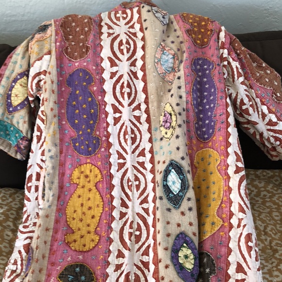 Mid length Kantha jacket - Picture 4 of 7